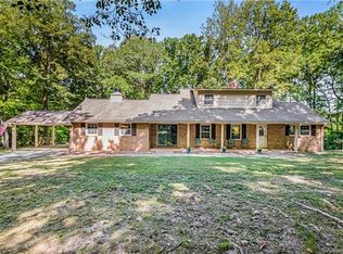 902 Brook Dr, Lancaster, SC 29720