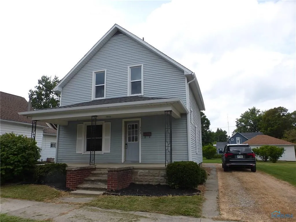 333 E Mulberry St photo 1