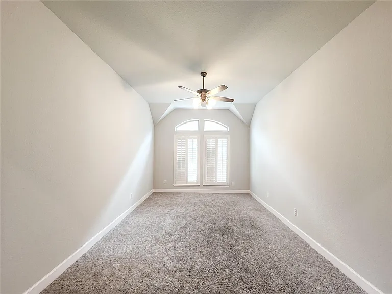 18935 Rosewood Terrace Dr — Photo 11