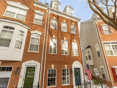 168 Martin Ln, Alexandria, VA, 22304