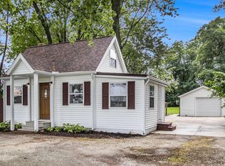 13568 Day Rd, Mishawaka, IN 46545