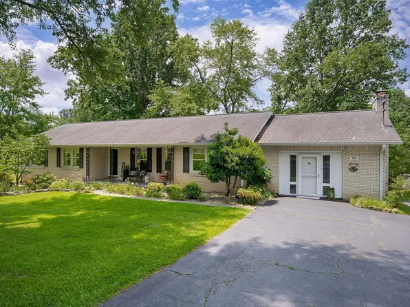 359 Cc Camp Rd, Cookeville, TN 38501
