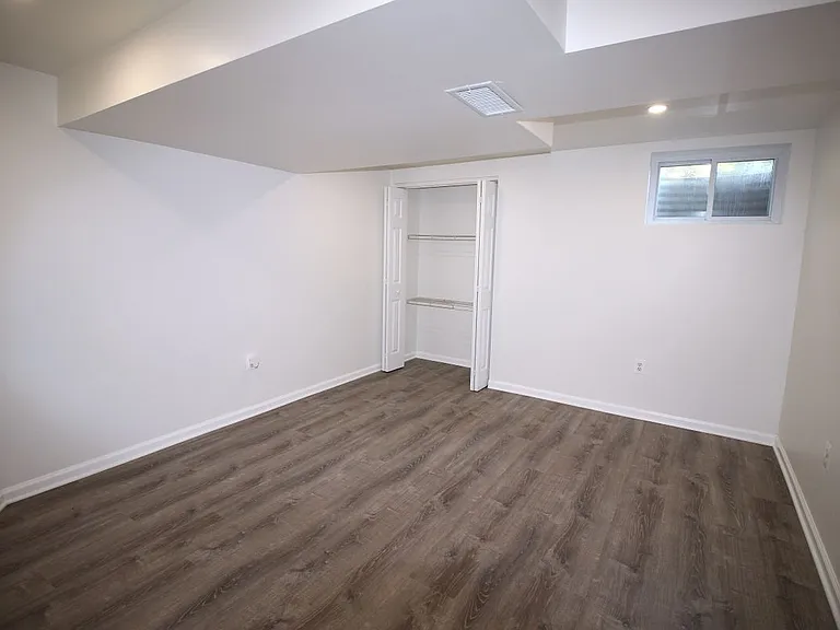 11703 Caplinger Rd #3 — Photo 5