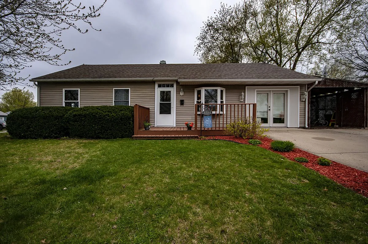 4339 Coral Dr photo 1