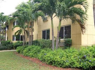 25 Menores Ave, Miami, FL 33134
