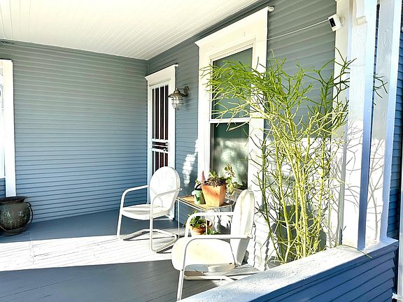 2nd image of 6224 Culberson St
