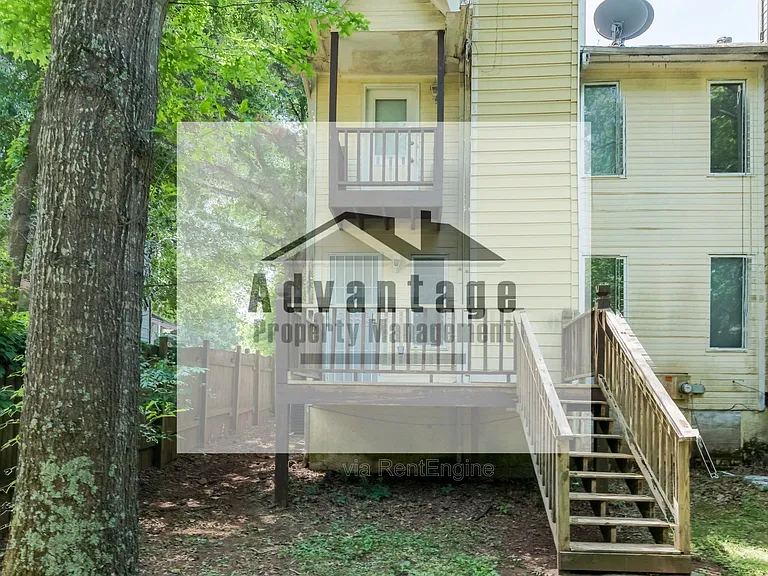 2782 Country Ct SE #B — Photo 23