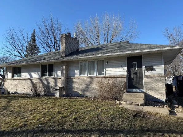 609 Vine Ave W, Montgomery, MN 56069