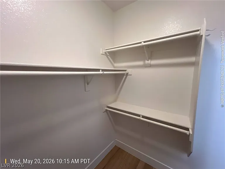 8027 Sapphire Cove Ave — Photo 12