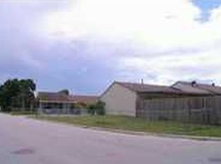 18921 NW 45th Ave, Miami Gardens, FL 33055