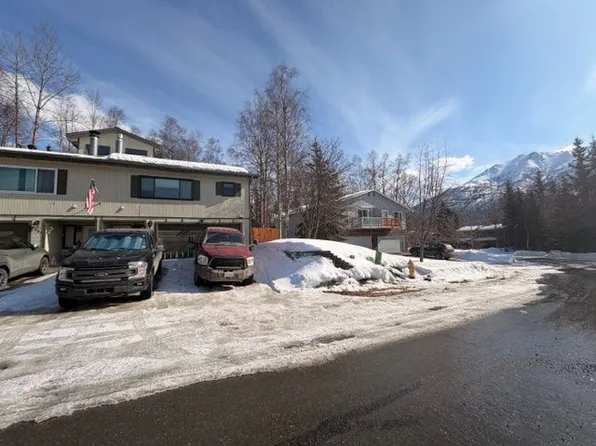 9247 W Kanaga Loop, Eagle River, AK 99577