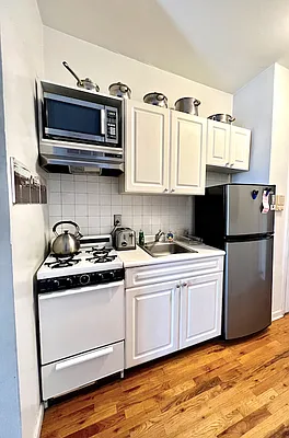 Rented by Compass | media 26