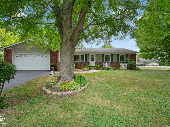 104 S Grundy St, Gardner, IL 60424
