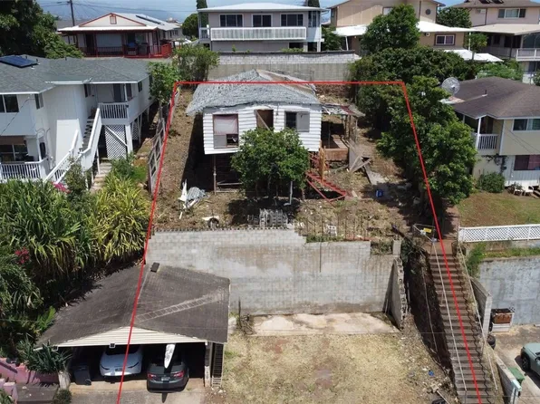 1267 Wanaka St, Honolulu, HI 96818