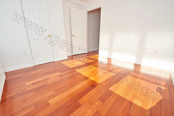 Rented by Genik Group Corp | media 10