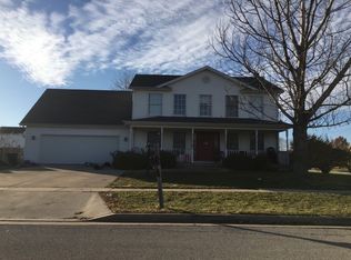 1101 Waters Edge Rd, Champaign, IL 61822