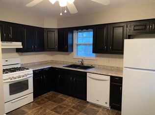 2017 Safari Dr, Saint Joseph, MO 64506