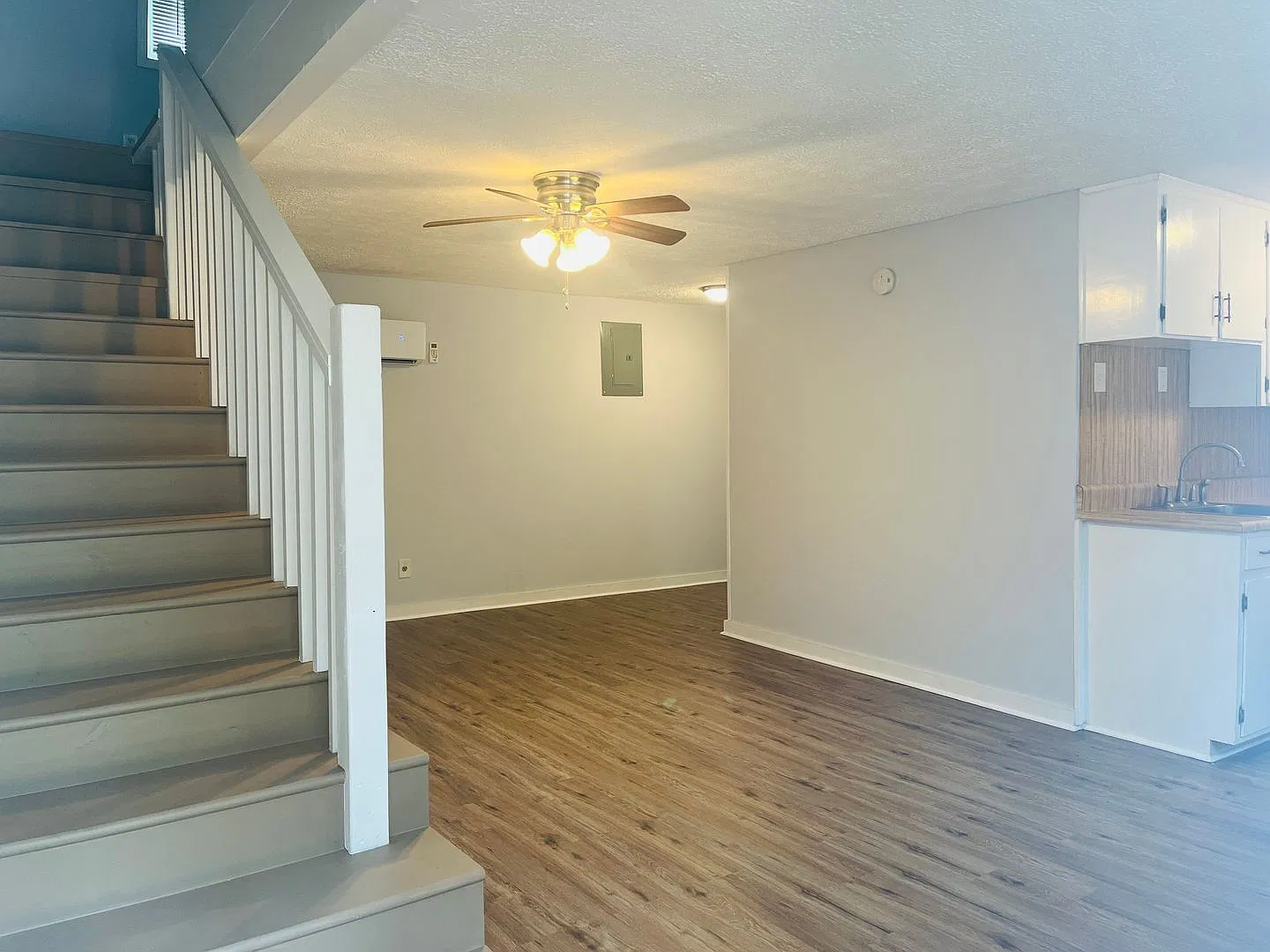 603 W Haralson St — Photo 3