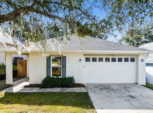 1176 Stoneham Dr, Groveland, FL 34736