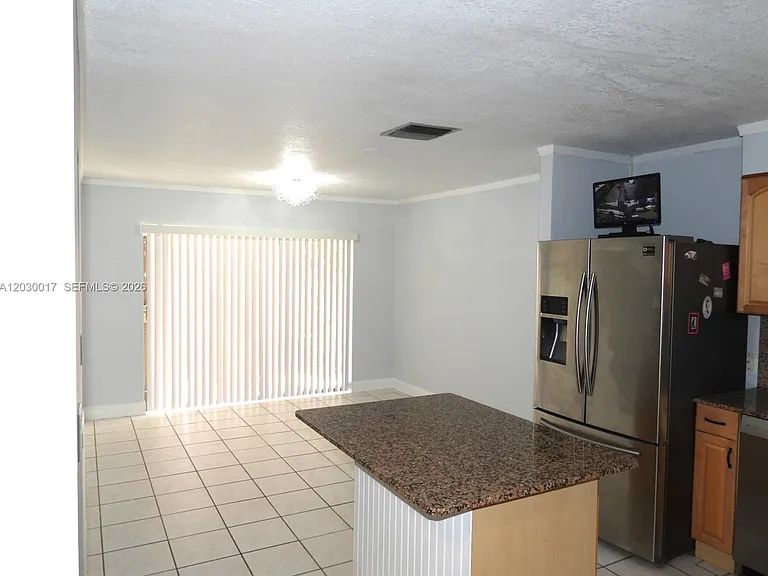9331 NW 33rd Mnr — Photo 8
