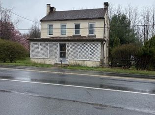 2844 Moselem Springs Rd, Fleetwood, PA 19522