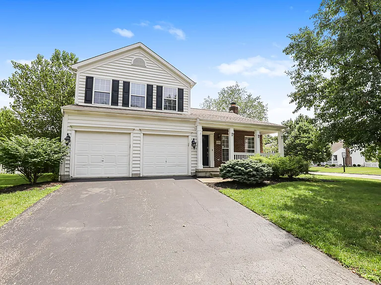 4392 Greensbury Dr — Photo 3