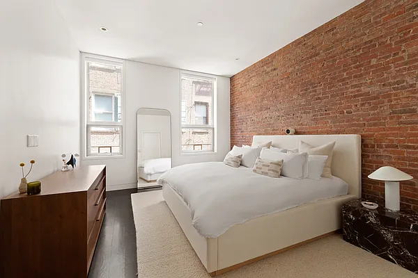 Rented by Brown Harris Stevens | media 4