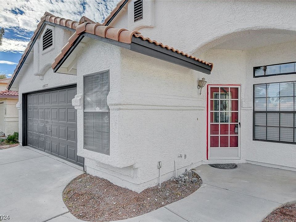 1st image of 4937 Fiesta Lakes St