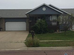 1011 E Teakwood St #8B, Brandon, SD 57005