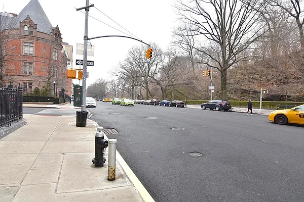 Rented by Bohemia Realty Group | media 17