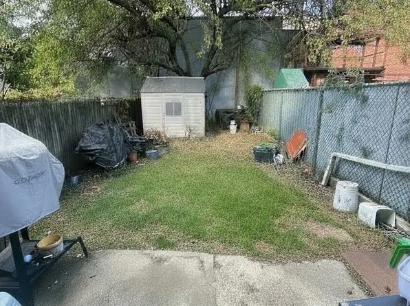 543 East New York Avenue image 6 of 6