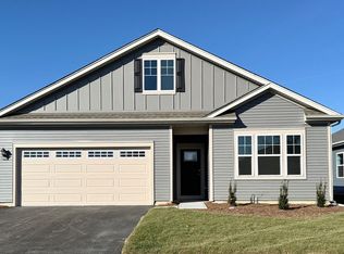 787 Plateau Dr, Pingree Grove, IL 60140