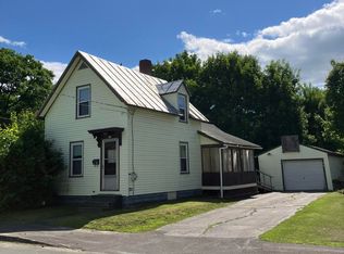 17 Poplar St, Skowhegan, ME 04976