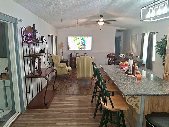 4th image of 1804 Redman Dr