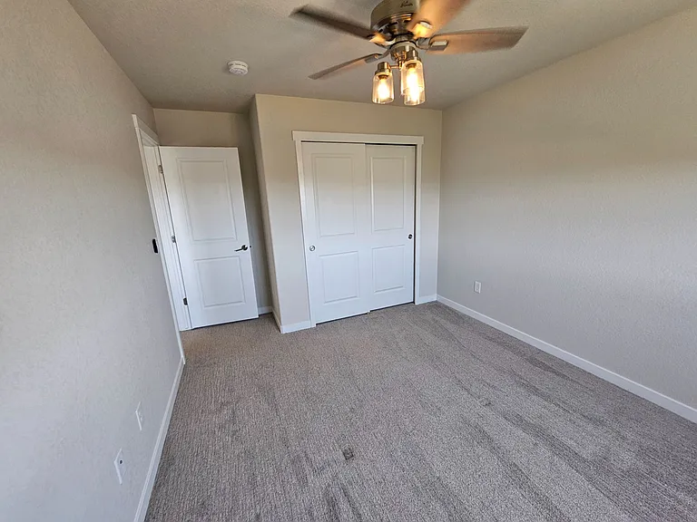 1853 Clayhouse Dr — Photo 22