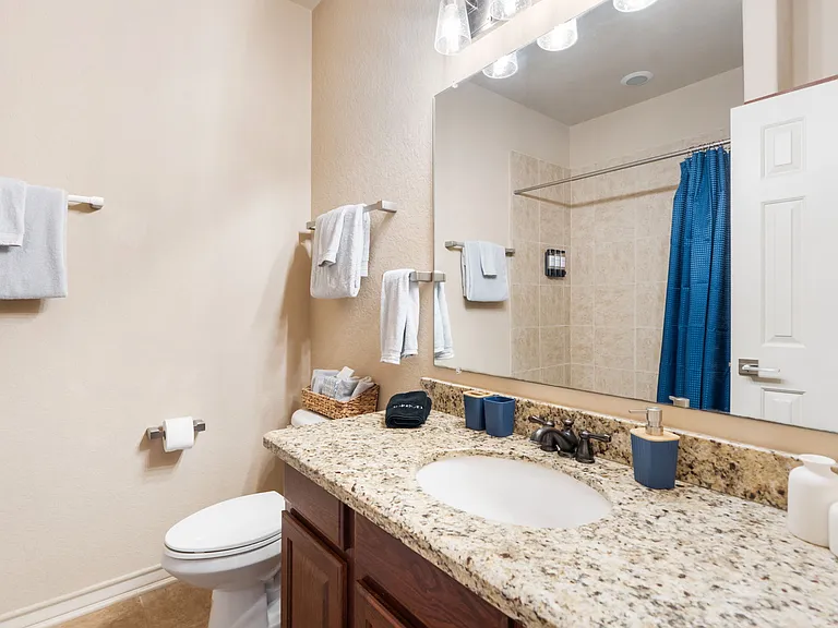 970 Parkview Dr — Photo 20