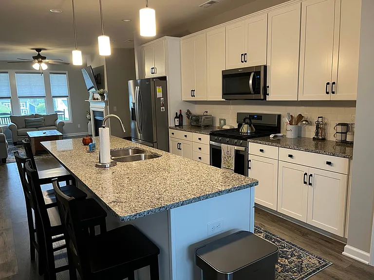 105 Boxwood Ln — Photo 9
