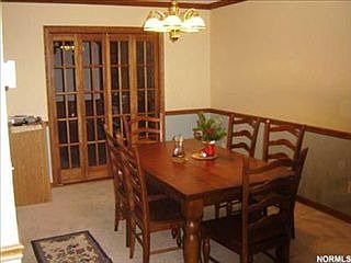 2nd image of 3690 Meadow Gtwy