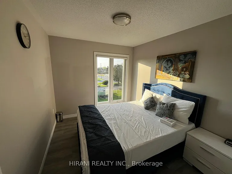 1131 Gordon St #4 — Photo 19