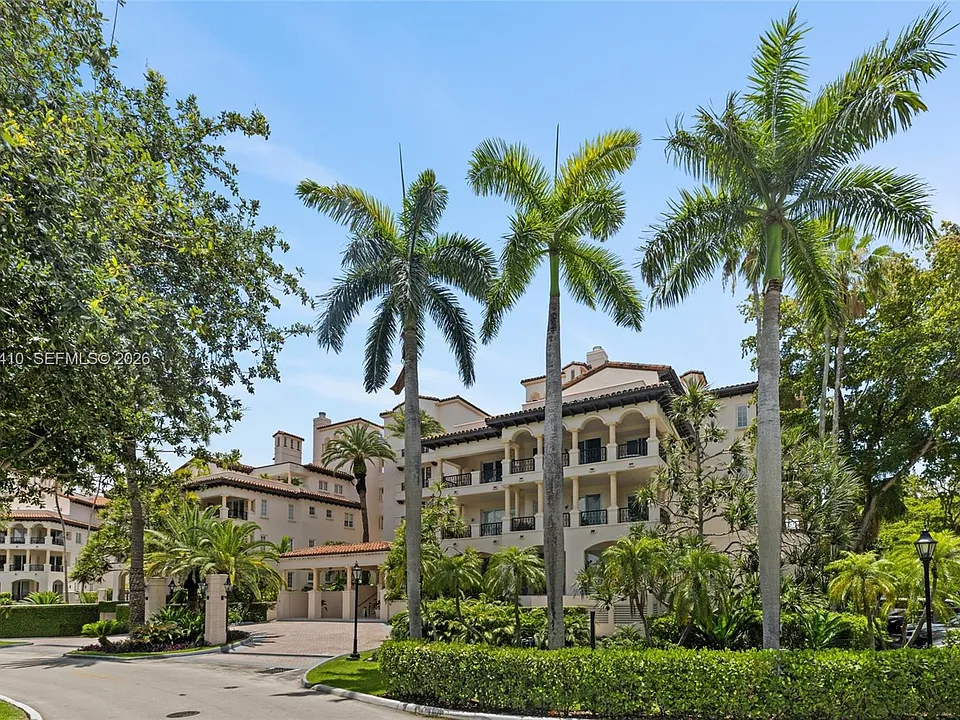 19122 Fisher Island Dr #19122