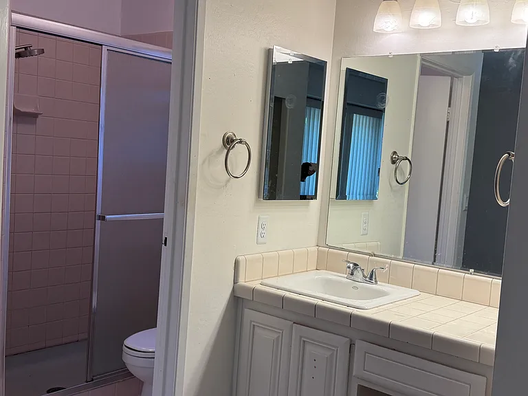 6310 Lillian Way — Photo 3