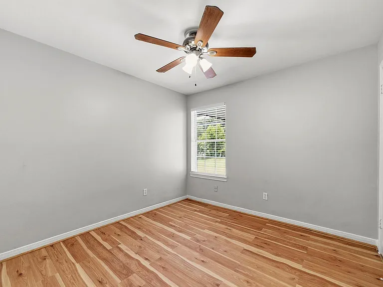 3507 Lake Ridge Bnd — Photo 12