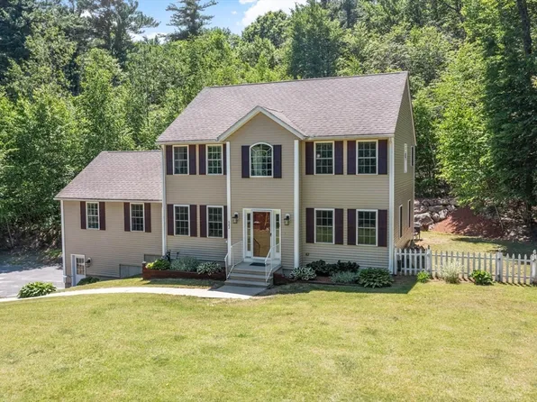 682 Ashburnham Hill Rd, Fitchburg, MA 01420
