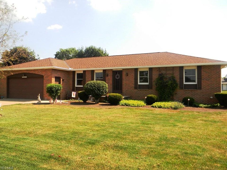 1st image of 1710 Opal St
