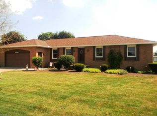 1710 Opal St, Louisville, OH 44641