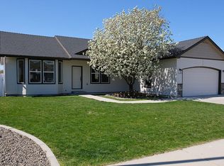 1109 Feltham Peak Dr, Emmett, ID 83617