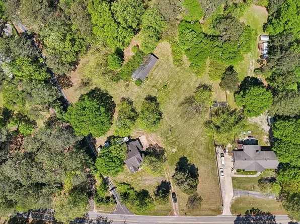 5735 Old Bill Cook Rd, Atlanta, GA 30349