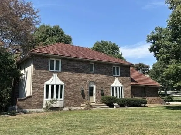 11900 Glen Arbor Ter, Kansas City, MO 64114