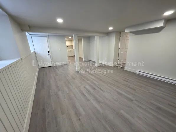 415 W Walnut St #3, Kalamazoo, MI 49007