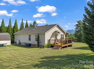 715 Boland Dr, Lake Lure, NC 28746